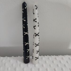 Halloween Skeleton Bones Taper Candles Set Black White Skull Crossbones Vintage